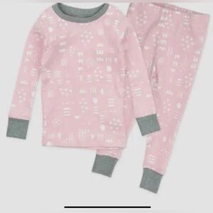 Honest Co organic two piece pajama set 12 months
